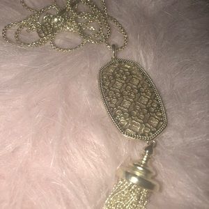 Gold benning necklace